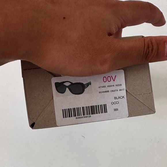 CHANEL SUNGLASSES 🕶️ BARELY WORN❤️ - Picture 14 of 15